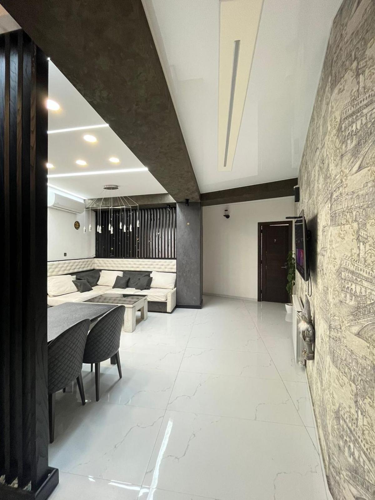 Family Hotel Vere Tower Tiflis Exterior foto