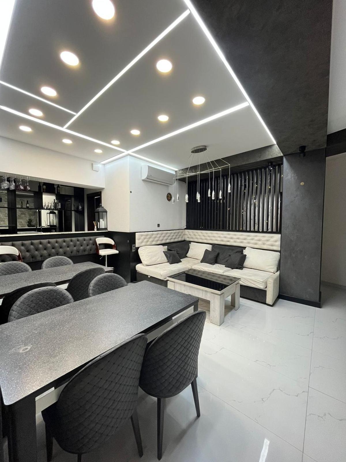 Family Hotel Vere Tower Tiflis Exterior foto