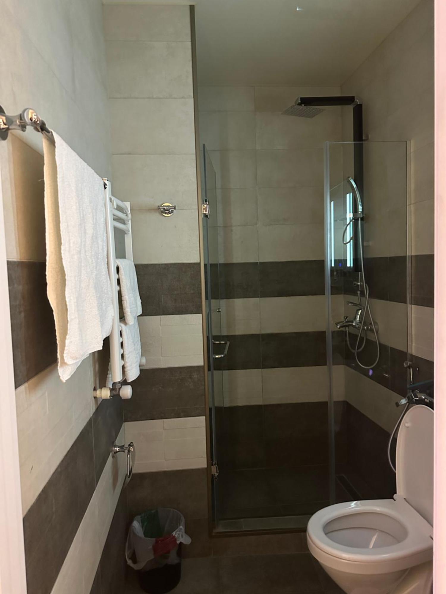 Family Hotel Vere Tower Tiflis Exterior foto