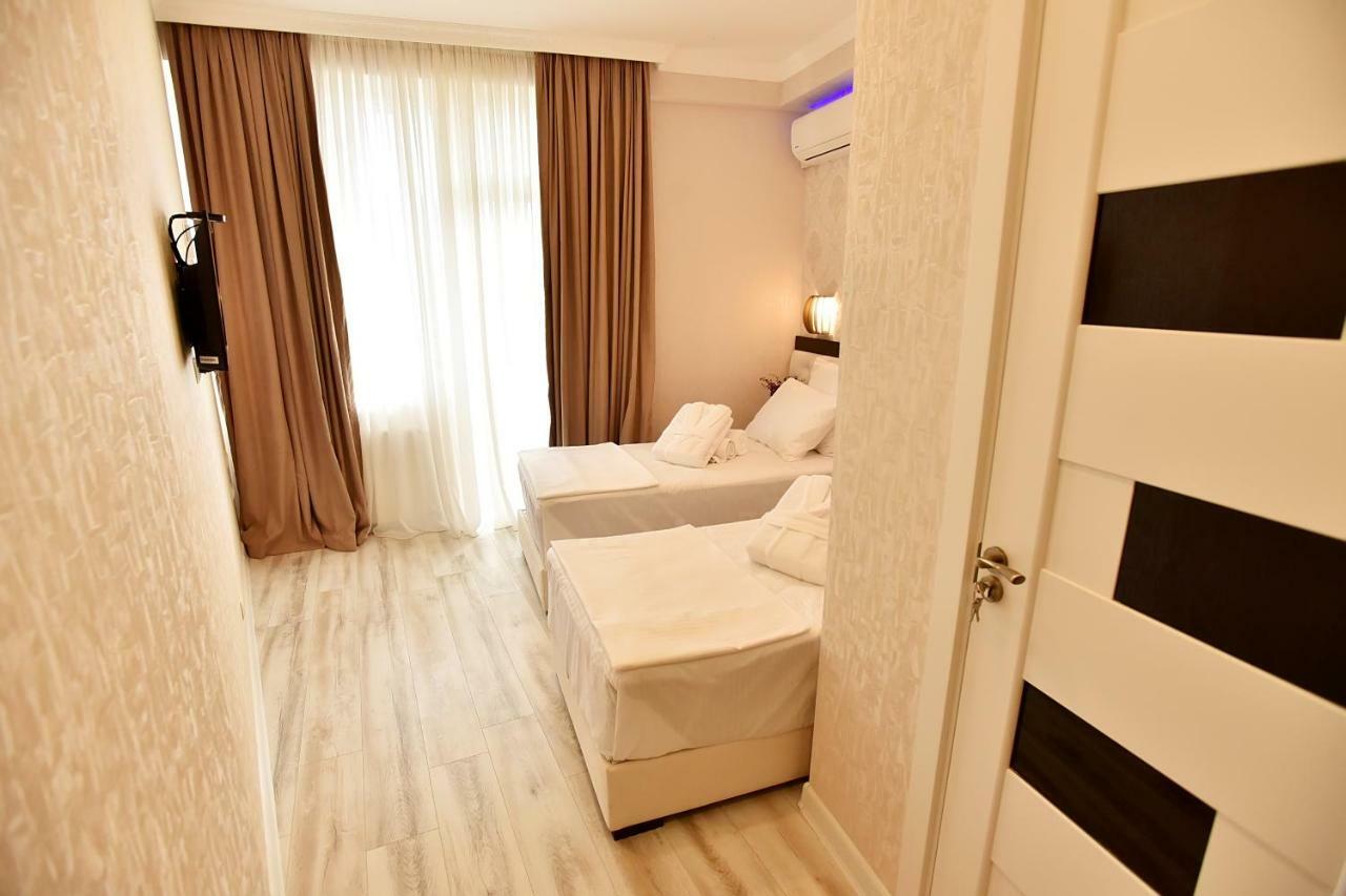 Family Hotel Vere Tower Tiflis Exterior foto