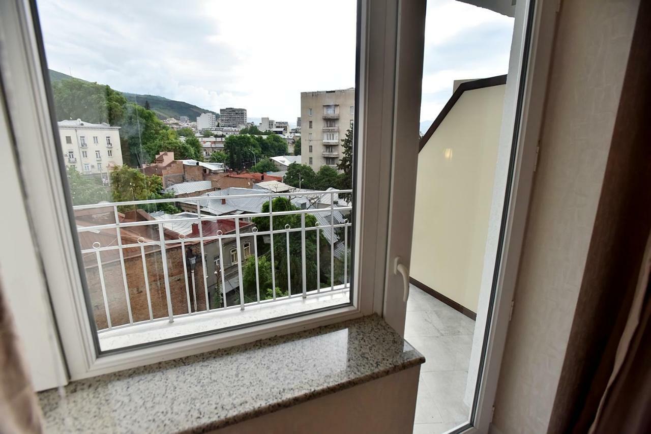 Family Hotel Vere Tower Tiflis Exterior foto