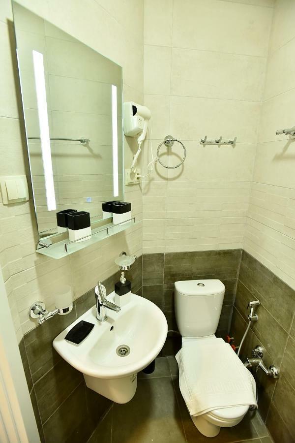 Family Hotel Vere Tower Tiflis Exterior foto